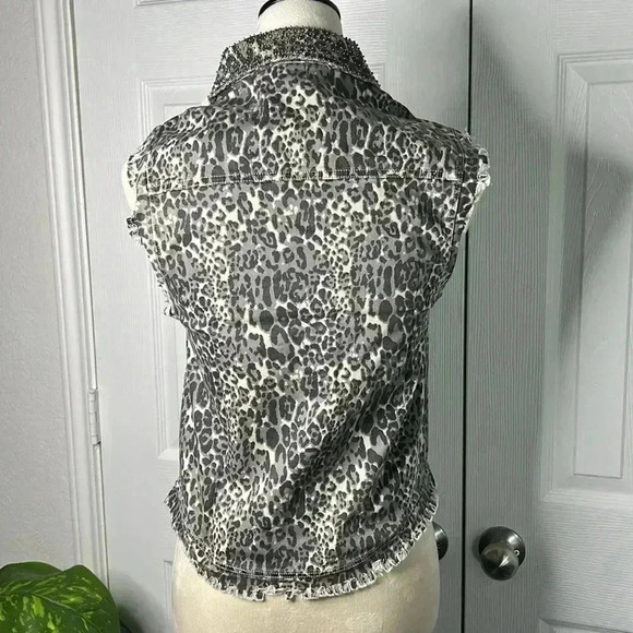 English Rose Animal Print Vest. Cotton. NWOT. Size S/M. Snap Closure. - Picture 5 of 16